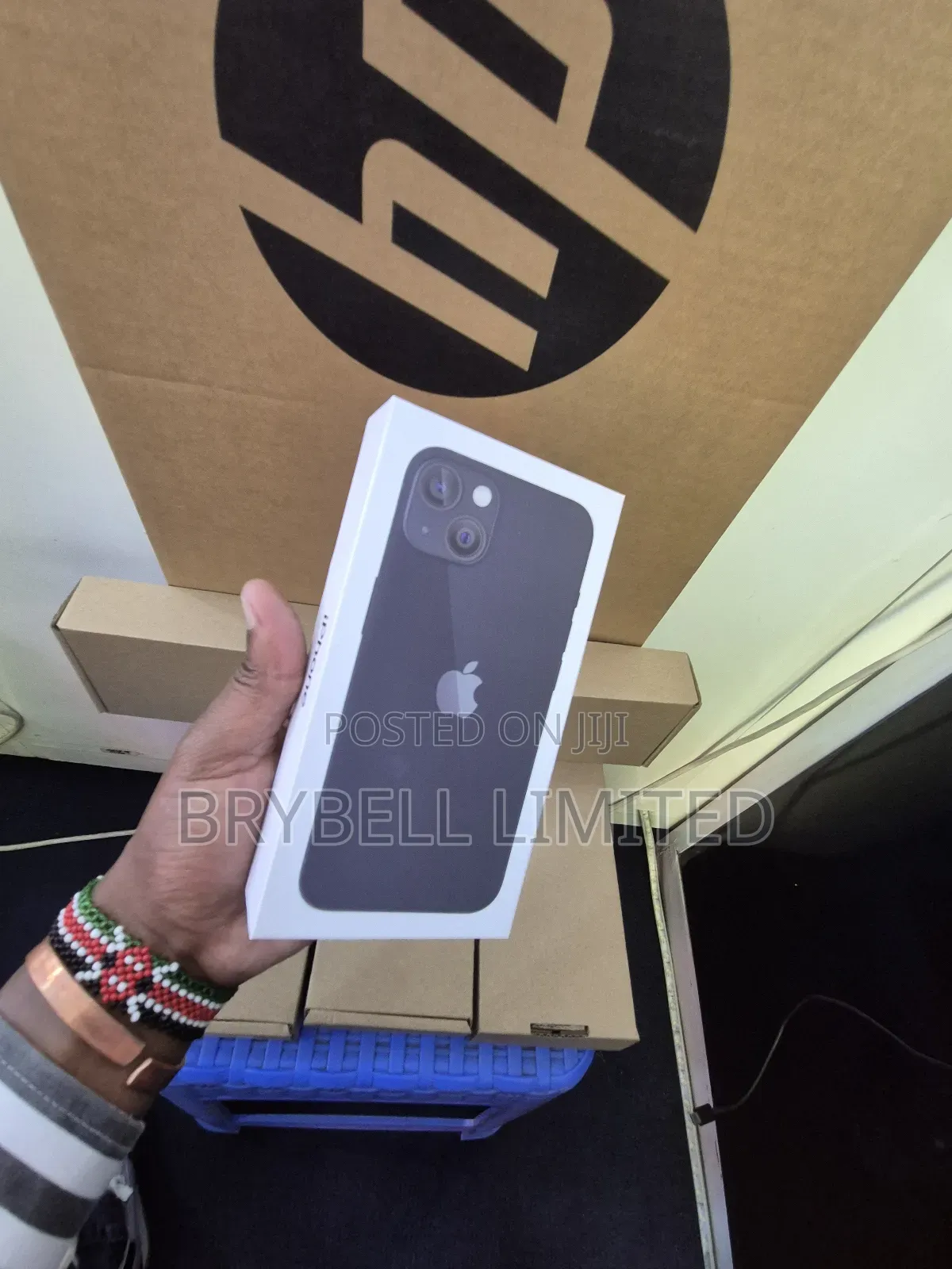 New Apple iPhone 13 256 GB Black
