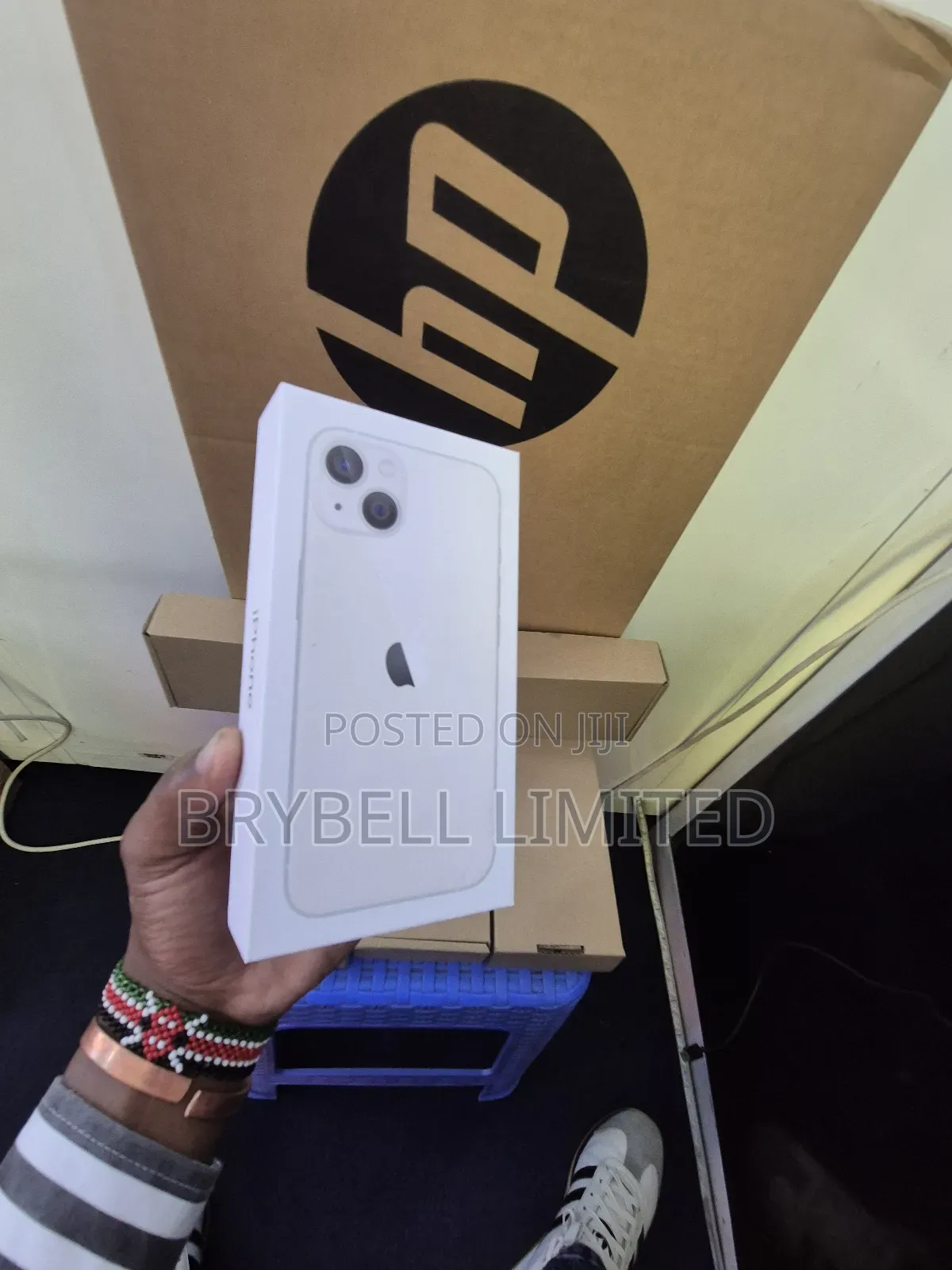 New Apple iPhone 13 256 GB White