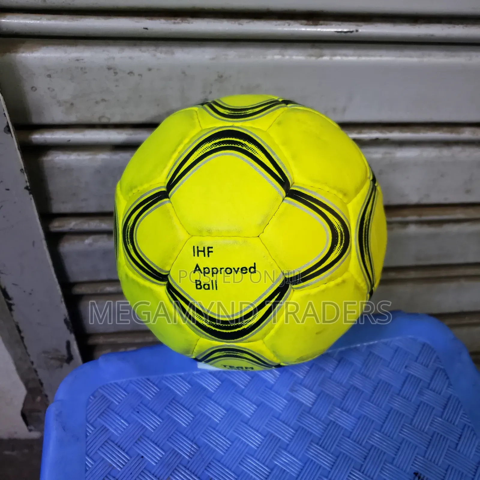 Handball / Mikasa Handball /Hand Grips Ball