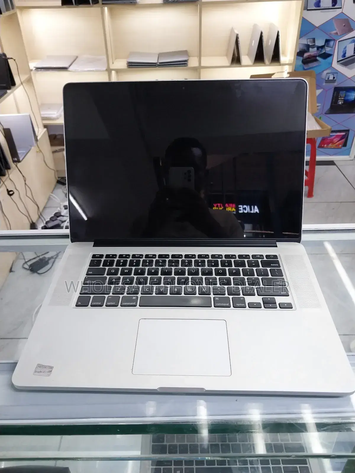 Laptop Apple MacBook Pro 2015 16GB Intel Core i7 SSD 512GB