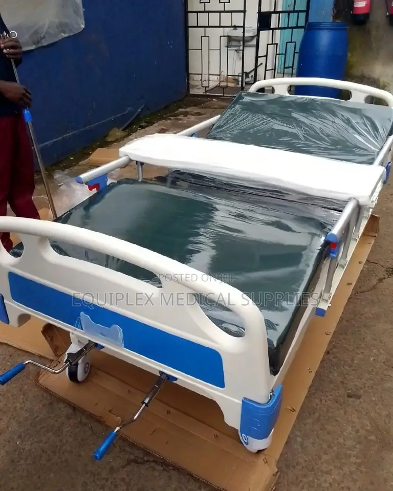 Double Crank / Two Crank Hospital Bed for Patient Care