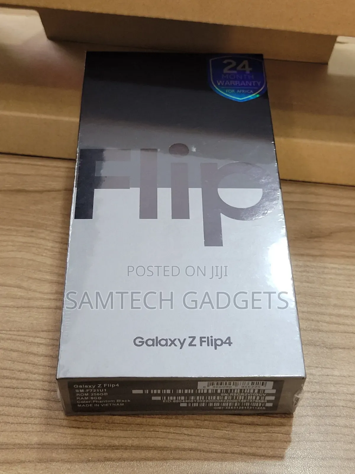New Samsung Galaxy Z Flip4 256 GB Black