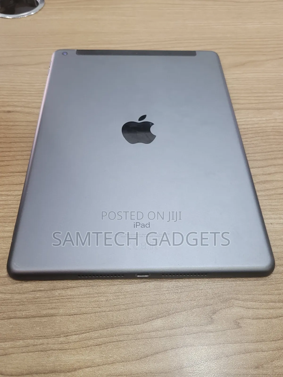 Apple iPad Pro 9.7 (2016) 128 GB Gray