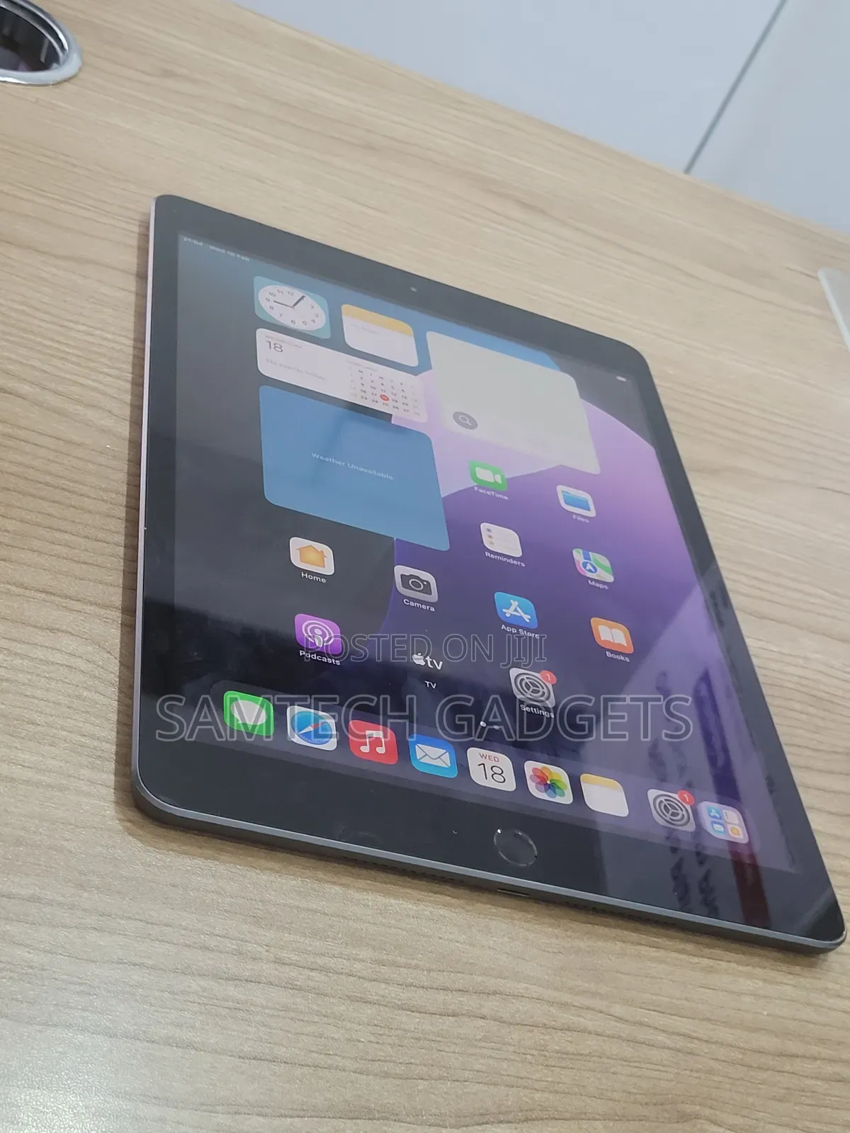 Apple iPad Pro 9.7 (2016) 128 GB Gray