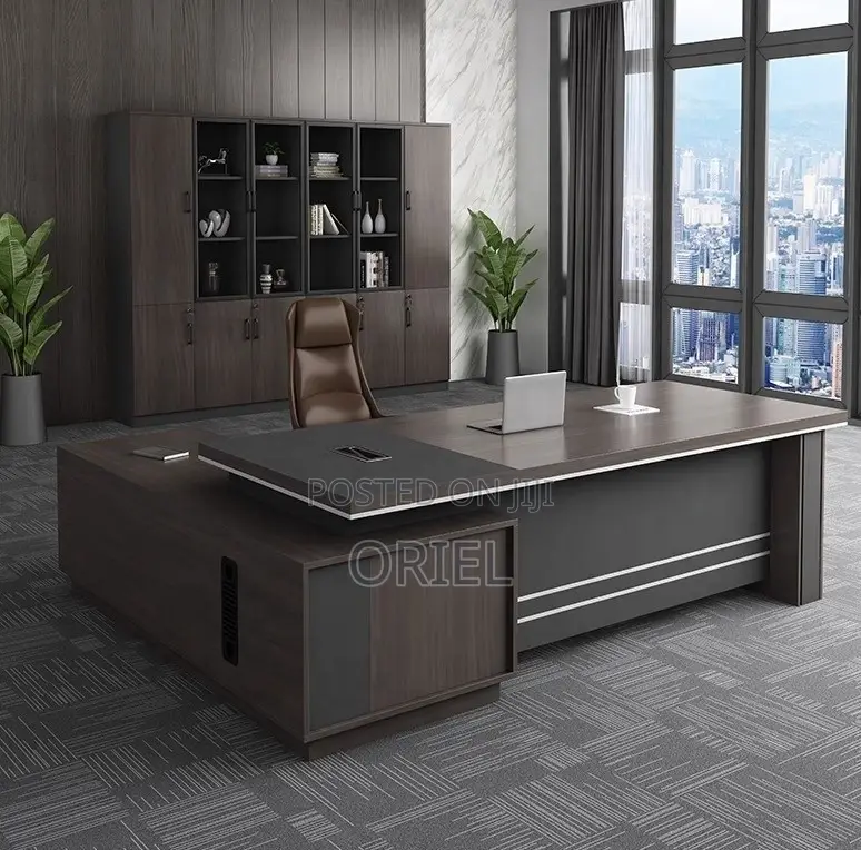 Office Desks; Spacious Executive Office Desk 1.8 Meters