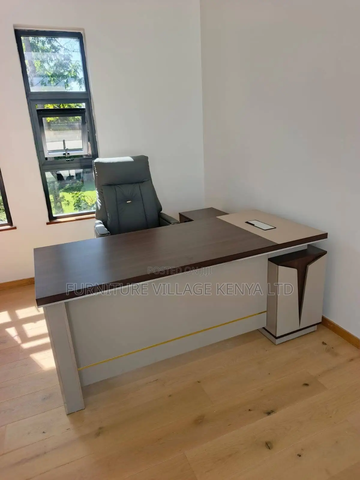 Office Desk; 1.8m Modern Executive Office Desk