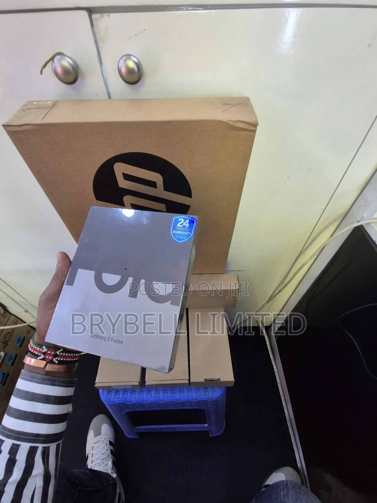 New Samsung Galaxy Z Fold4 256 GB Blue