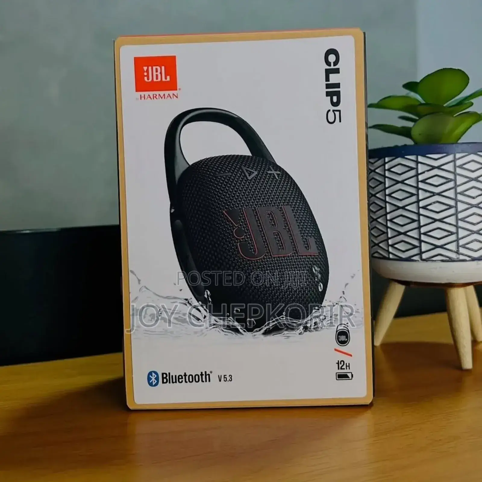 JBL Clip 5