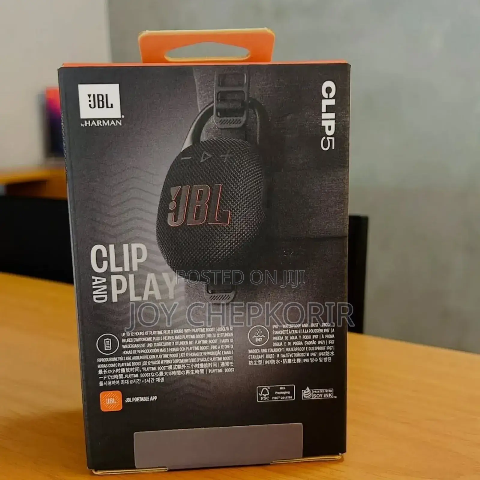 JBL Clip 5