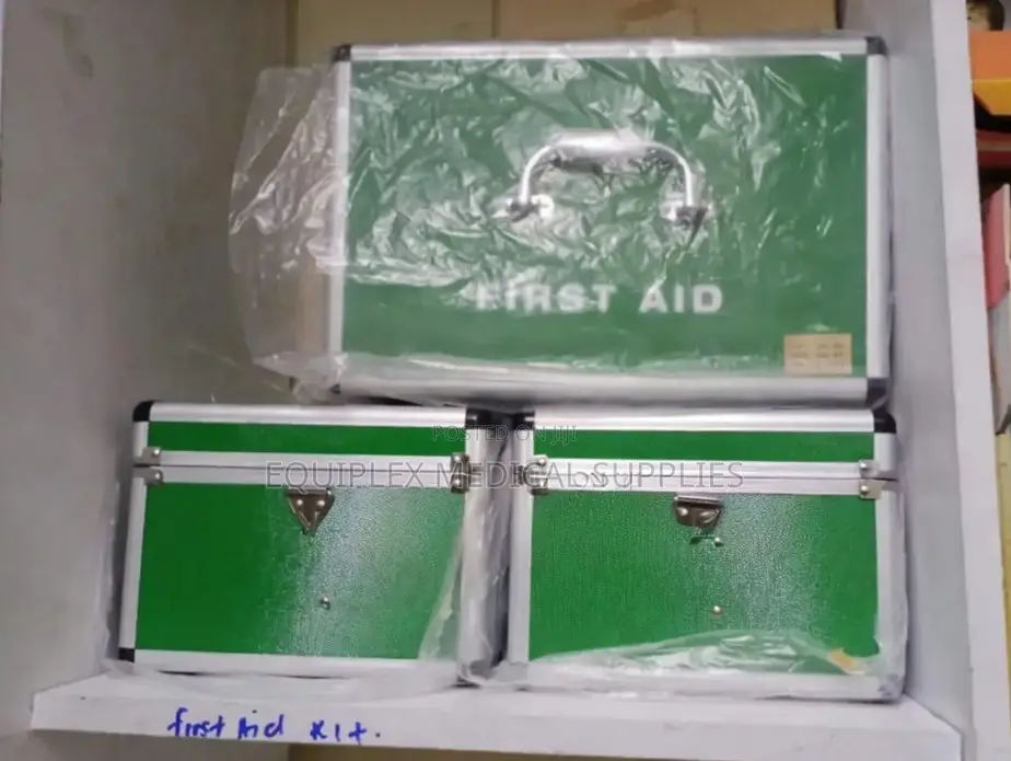 Biggest First Aid Kit With Components / Fully Equipped First Aid Kit