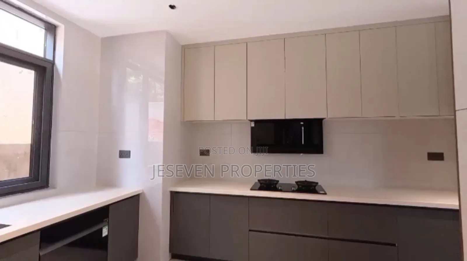 5bdrm Townhouse/Terrace in Lavington for sale