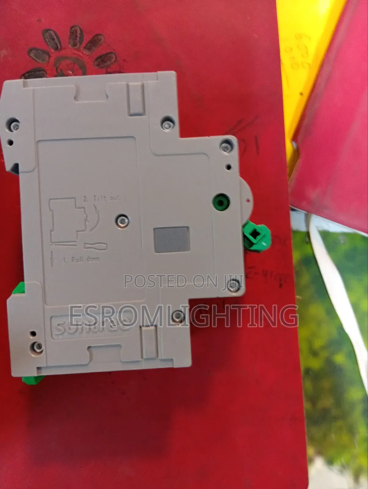 Suntree Dc Circuit Breaker 2-Pole (550v)