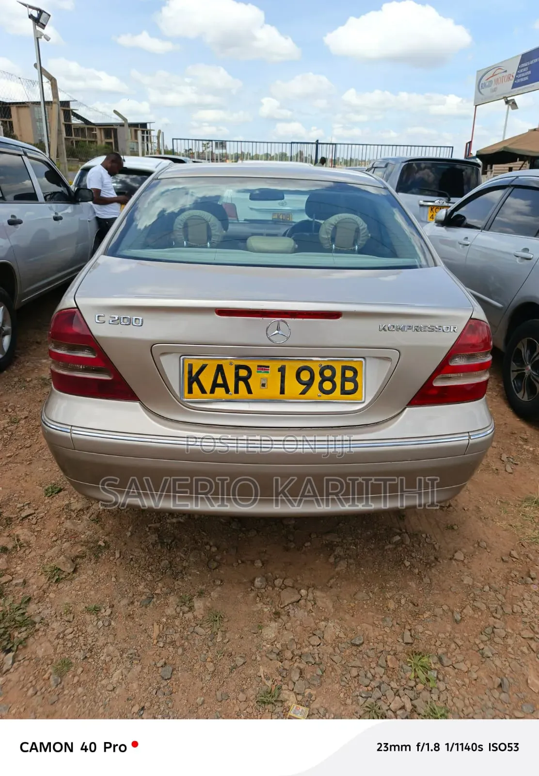 Mercedes-Benz C200 2008 Gold
