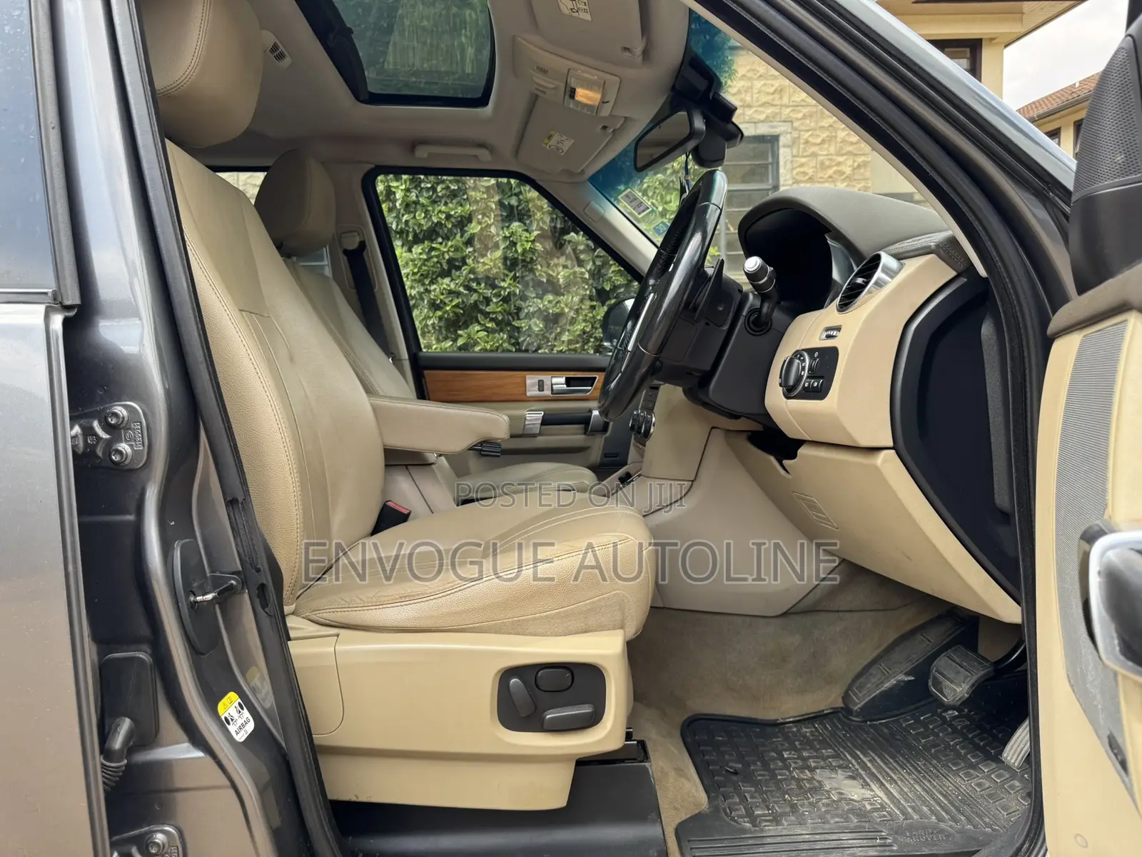 Land Rover Discovery 2014 Gray