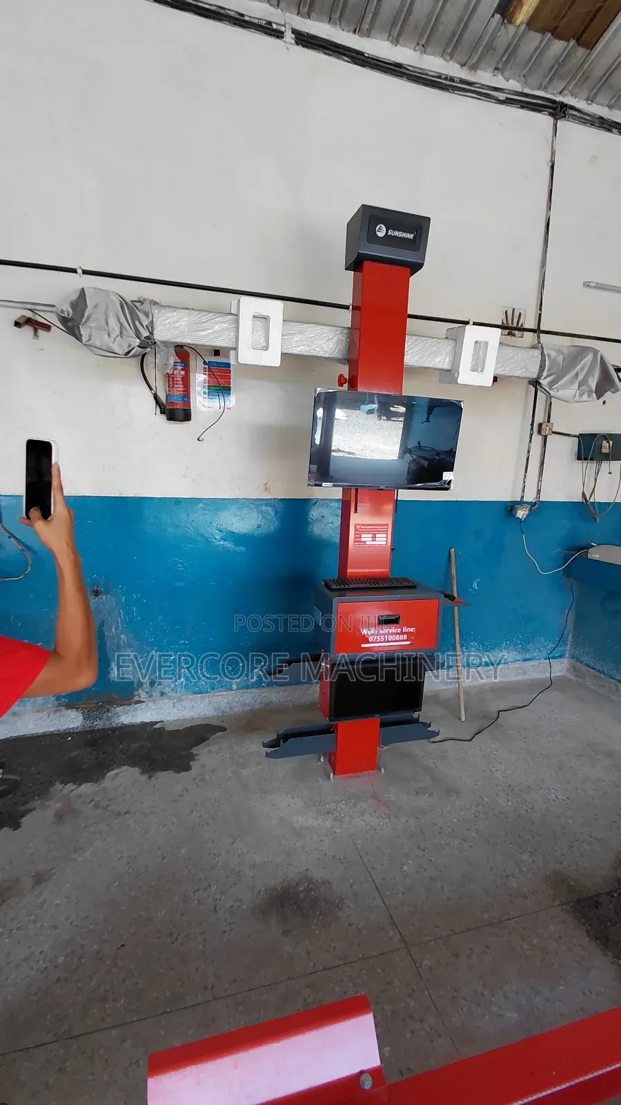 Sunshine Italy S-m5 3d Wheel Alignment Machine.