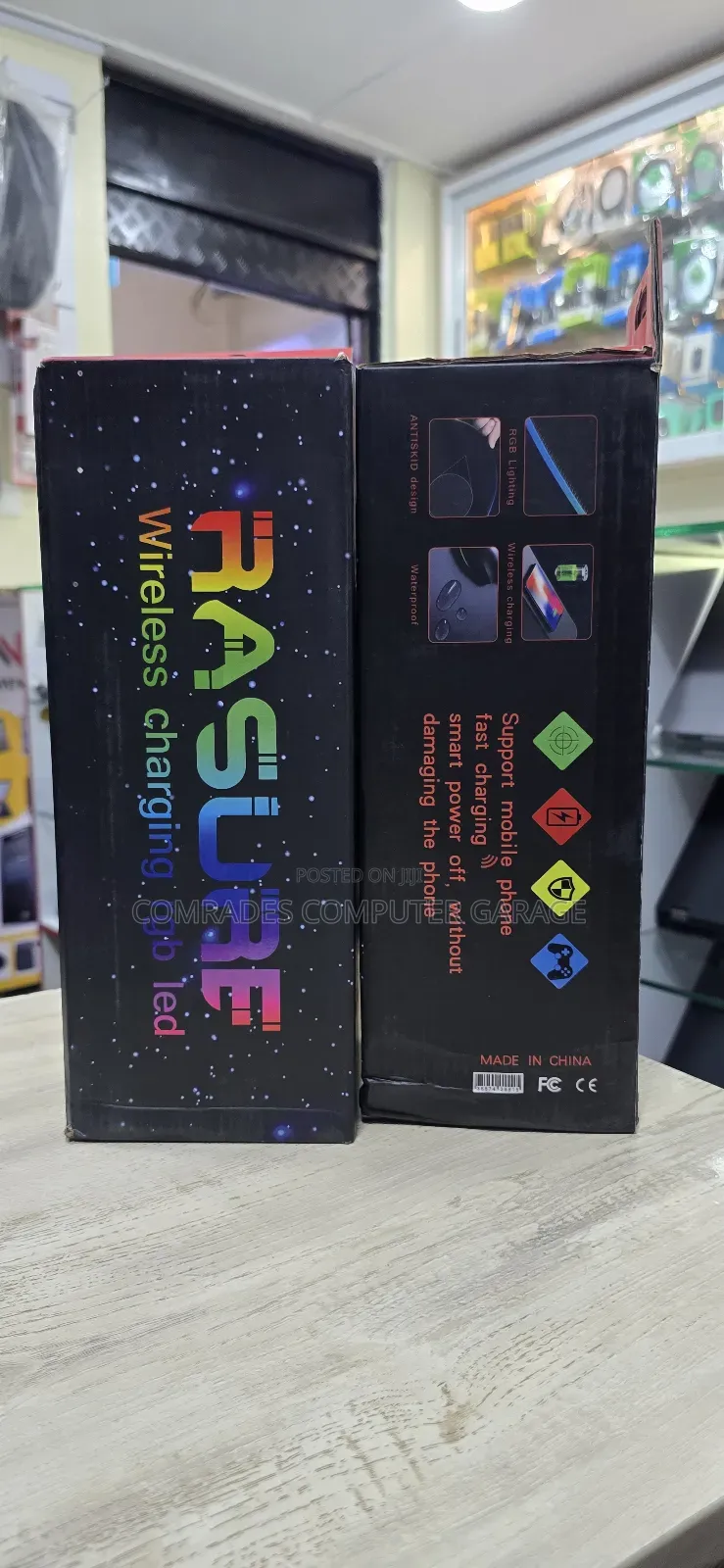 Rasure Brand RGB Mouse Pad With Integrated Wireless Charging