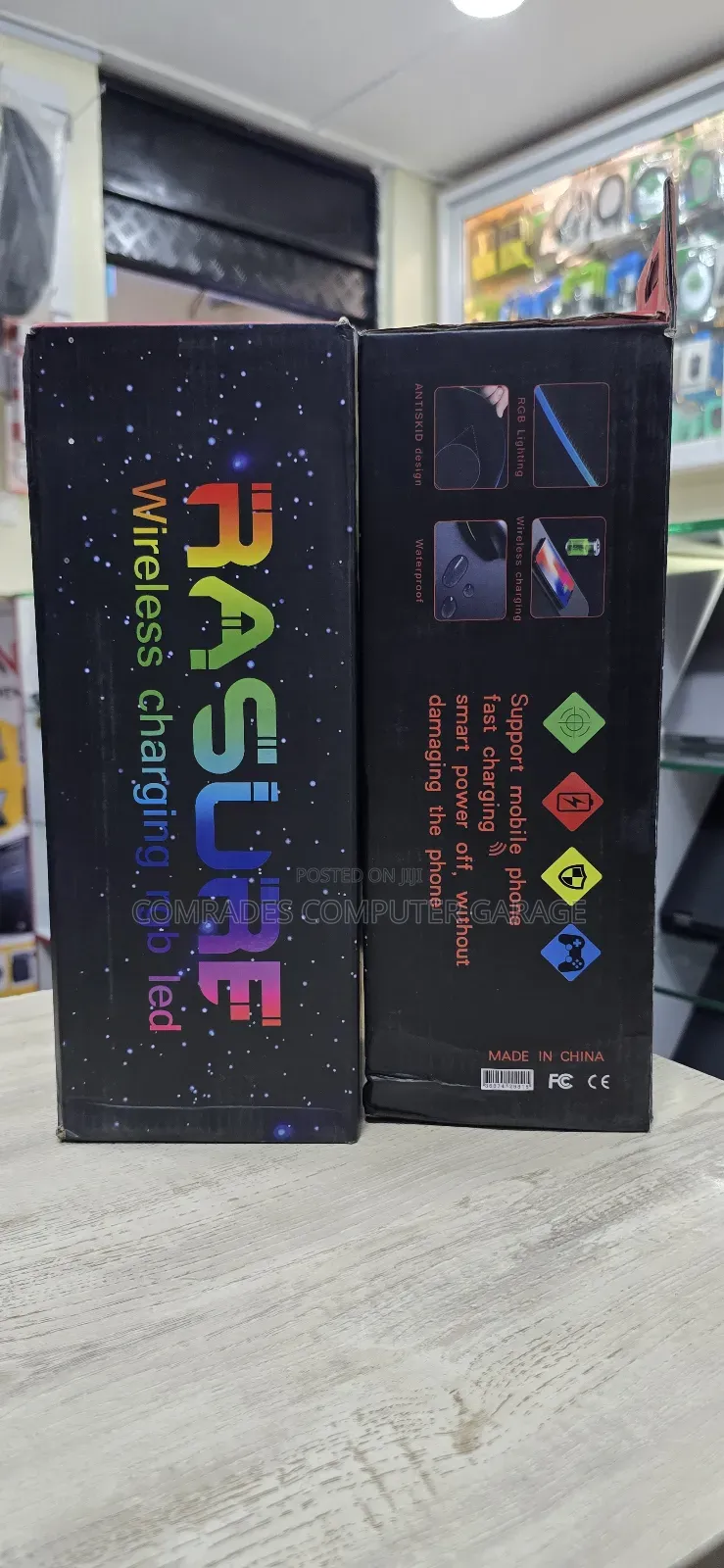 Rasure Brand RGB Mouse Pad With Integrated Wireless Charging