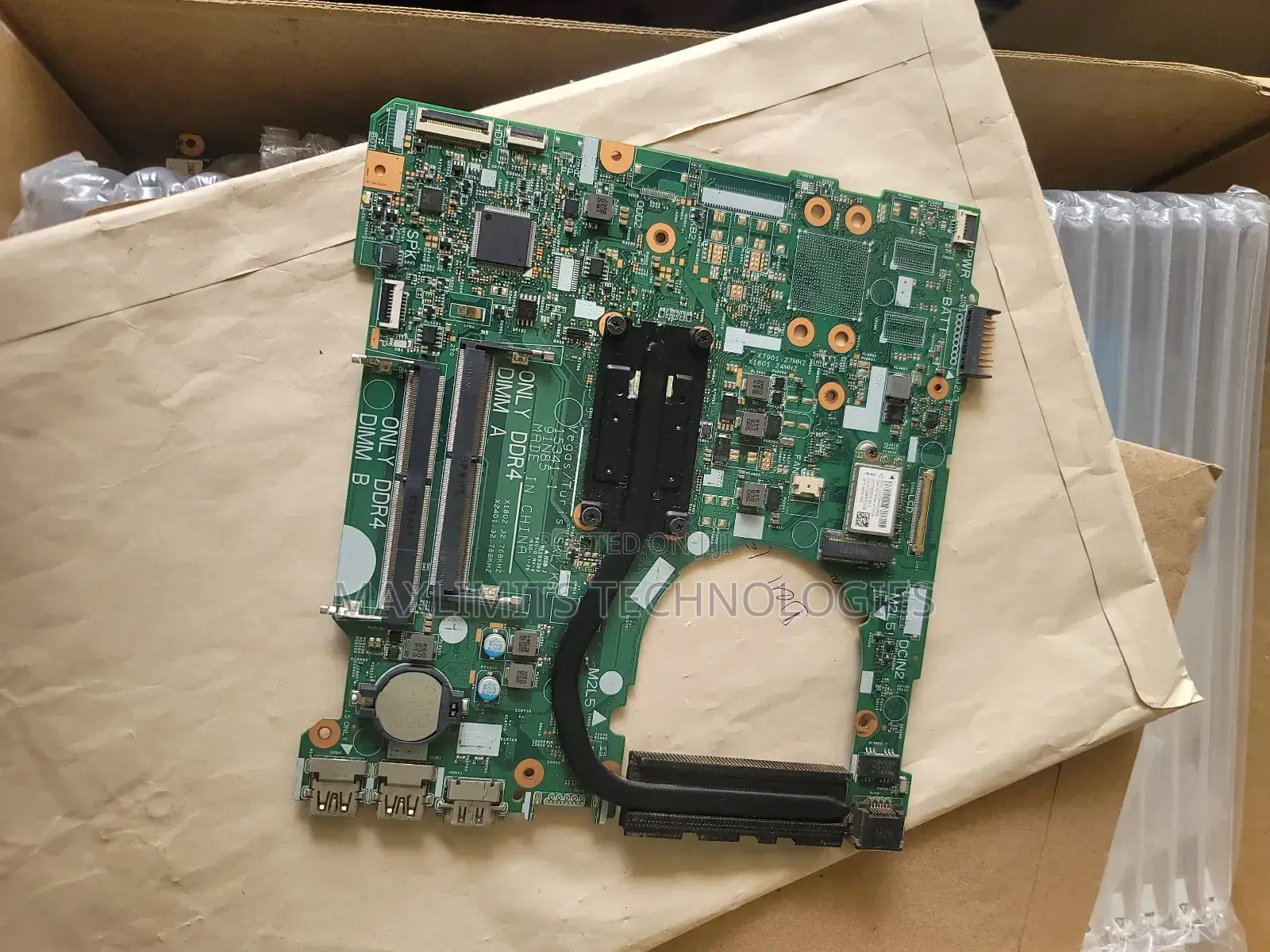 Dell Inspiron 15_3000 Series Motherboard