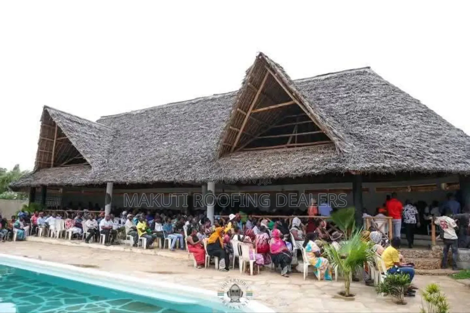 Leaking Makuti Roof Repairs Experts