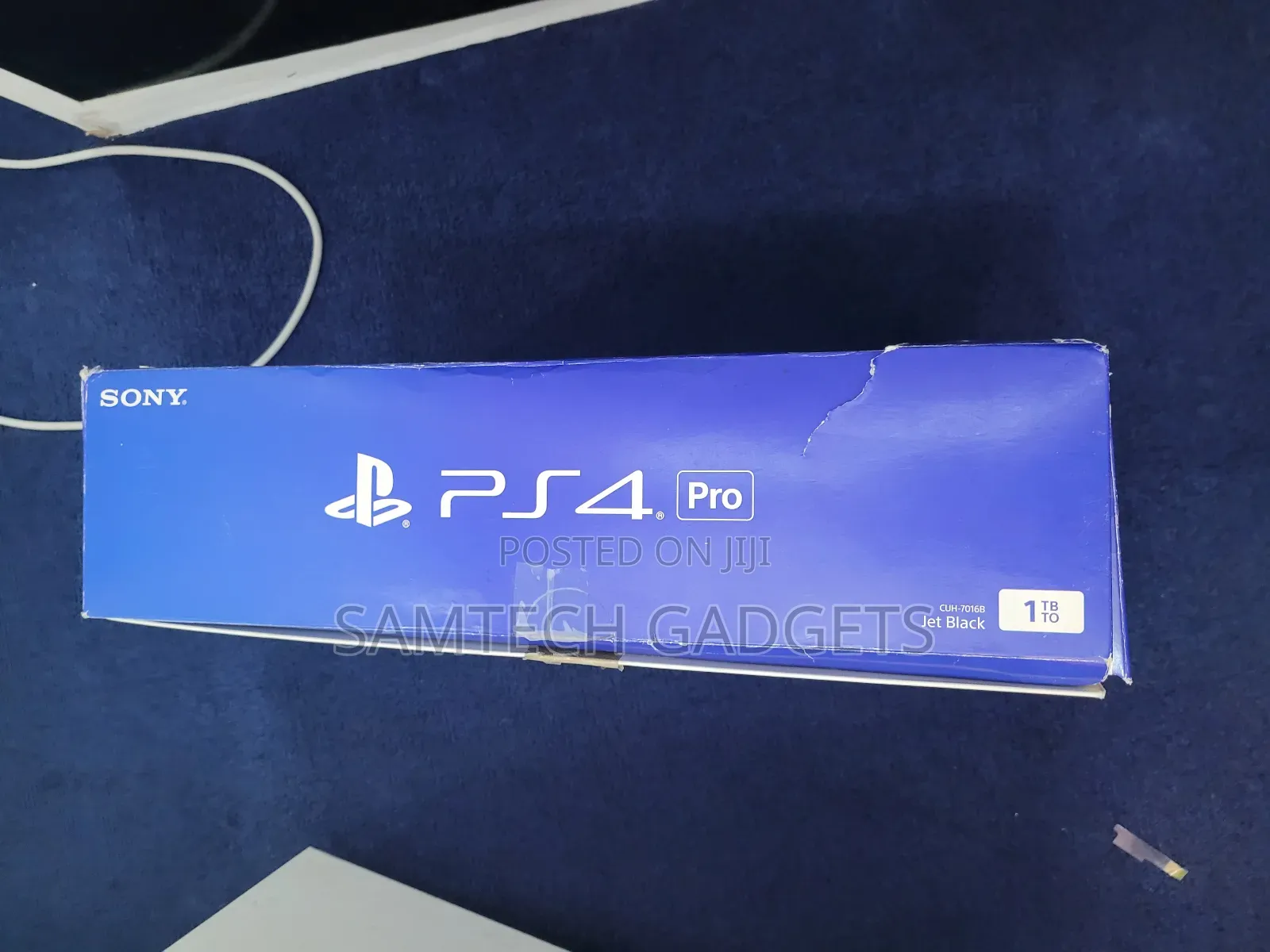 Playstation 4 Pro 1 Tb Used Console – 2 Dualshock Controllers