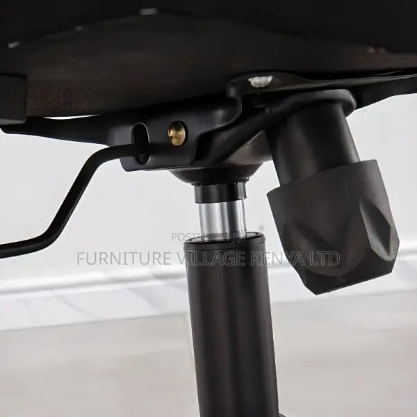 Office Chair; High Back Ergonomic Mesh Office Chair