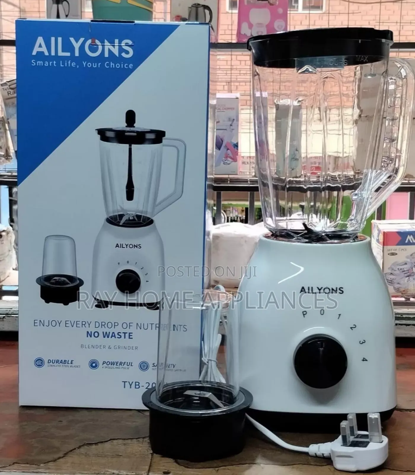 White Ailyons 2 in 1 Electric Blender