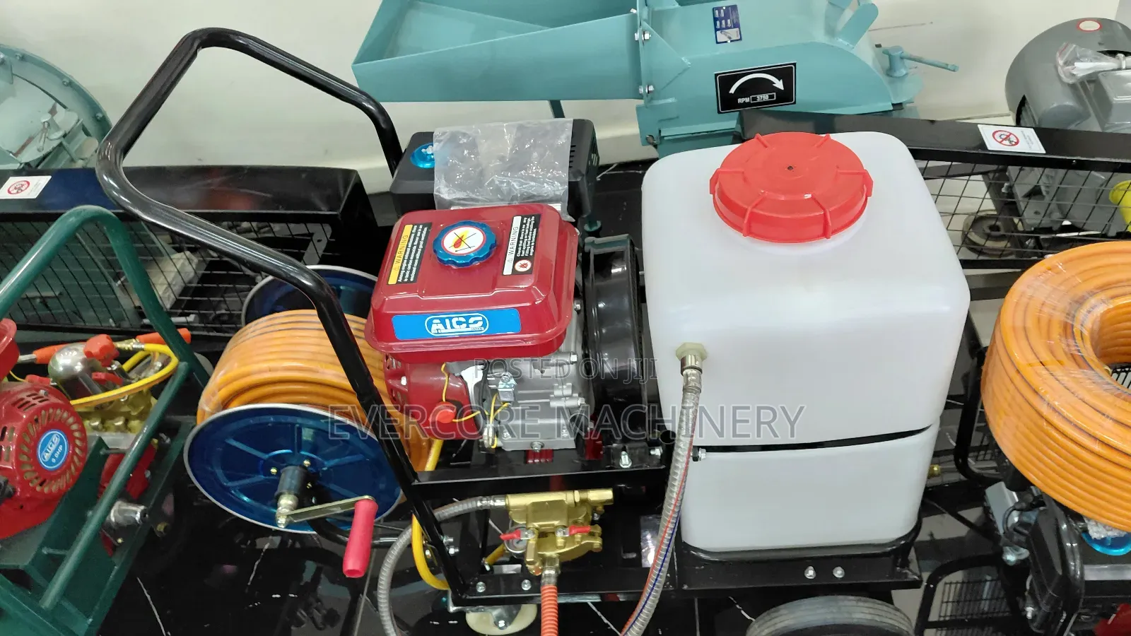 Heavy Duty 60litres Trolley Sprayer With Petrol Engine.
