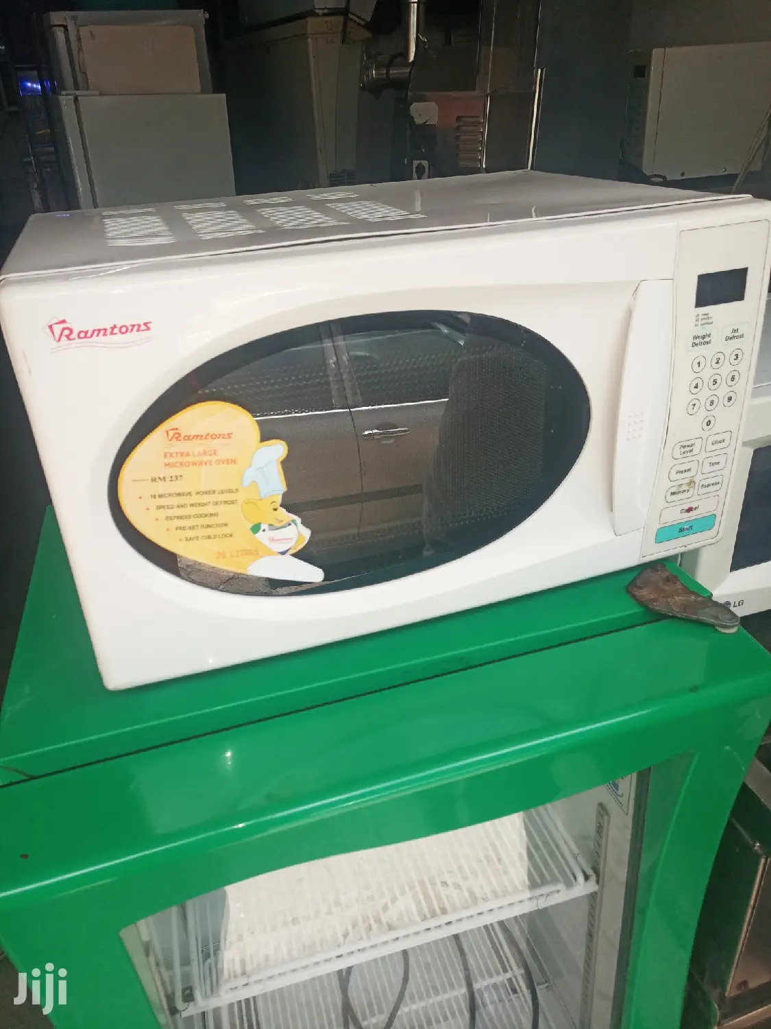 Microwave Oven