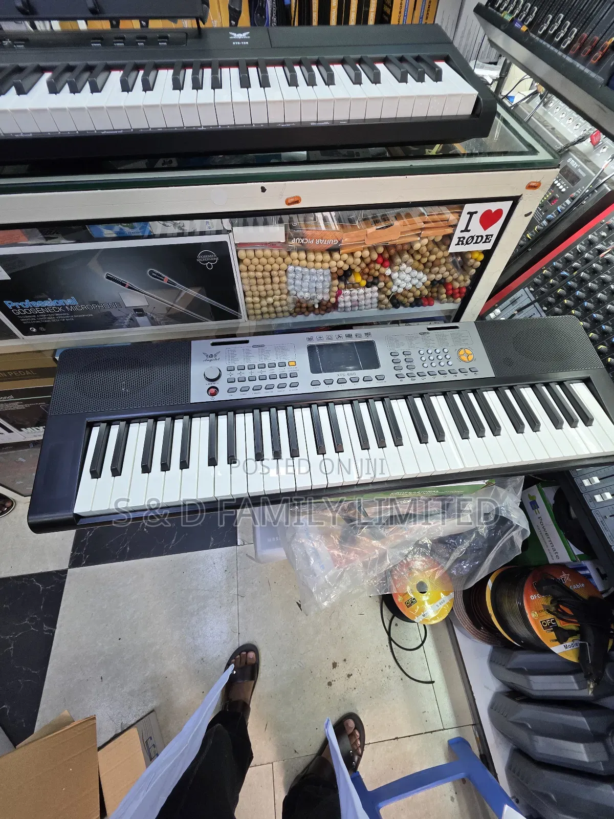 Angelet XTS-680 61 Keys Keyboard
