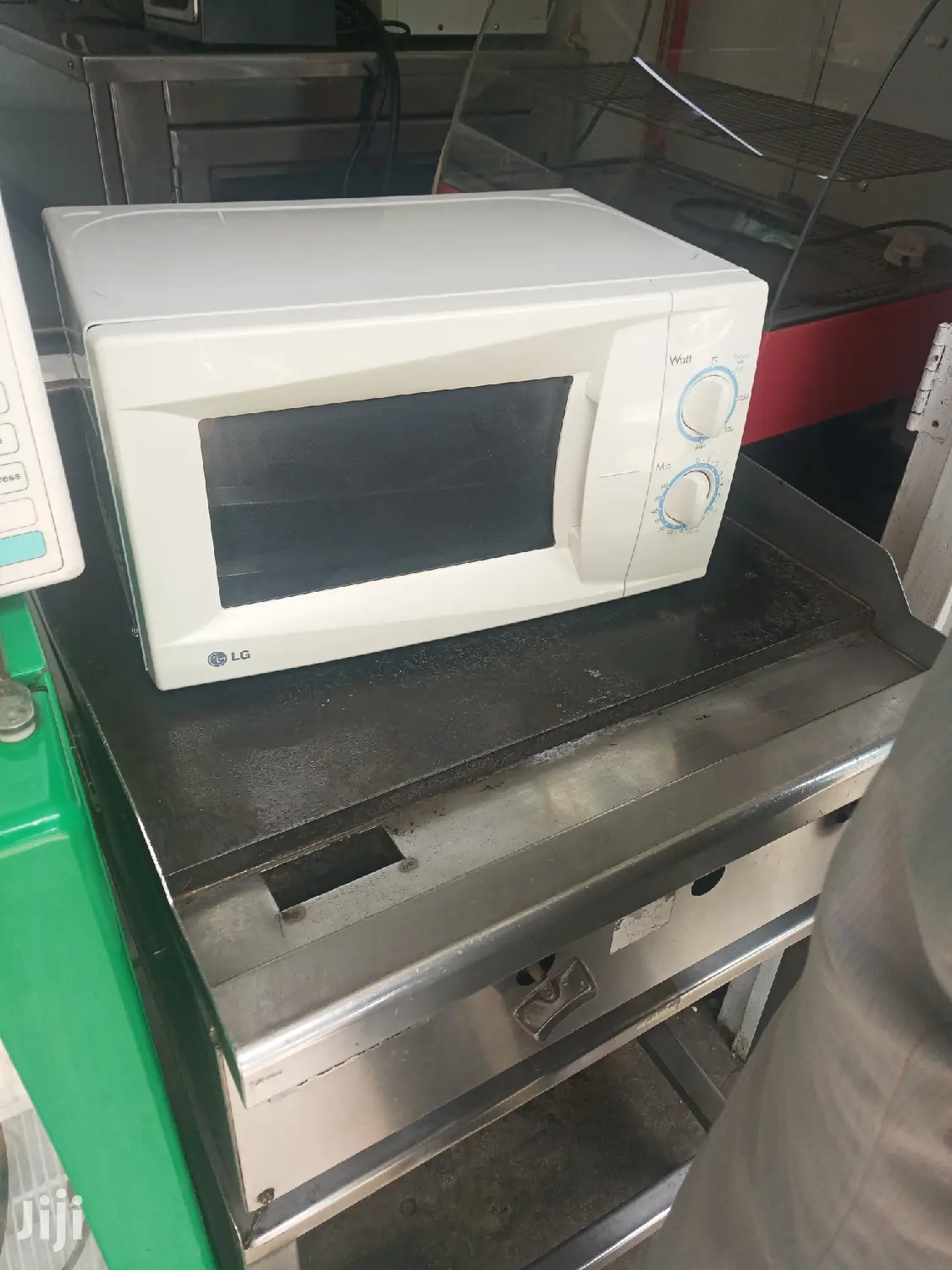 Microwave Oven