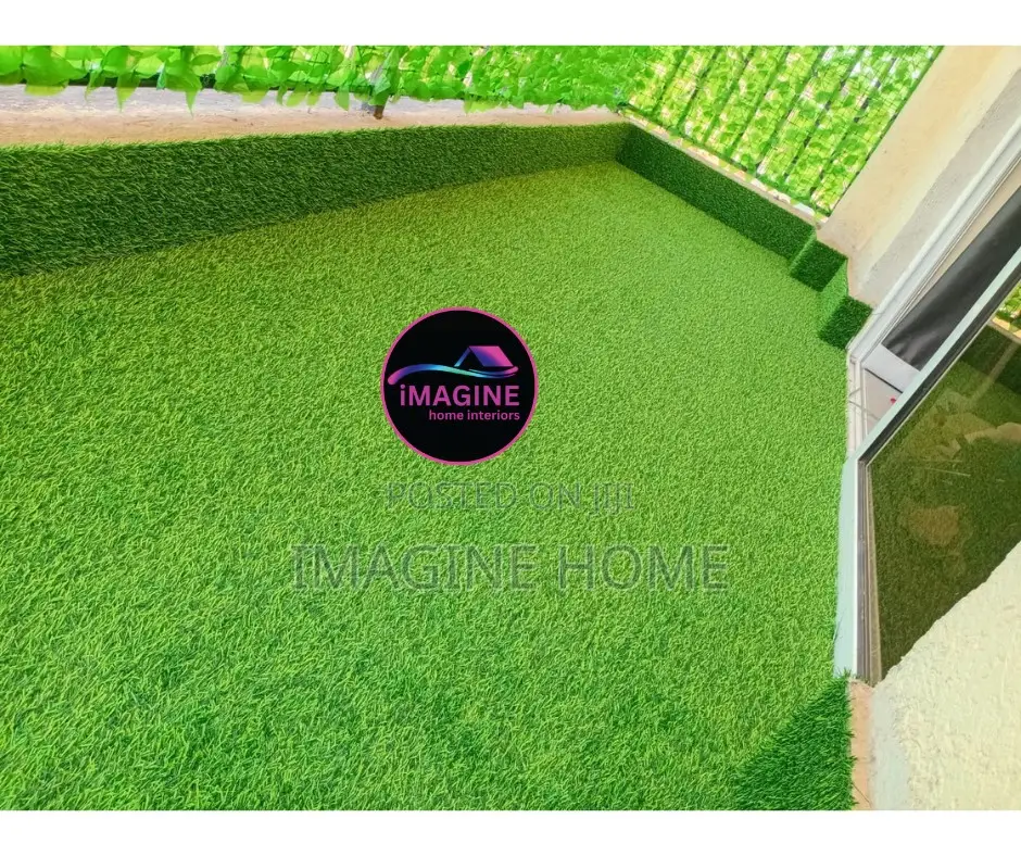 Real Green Vibes With Green Grass Carpet
