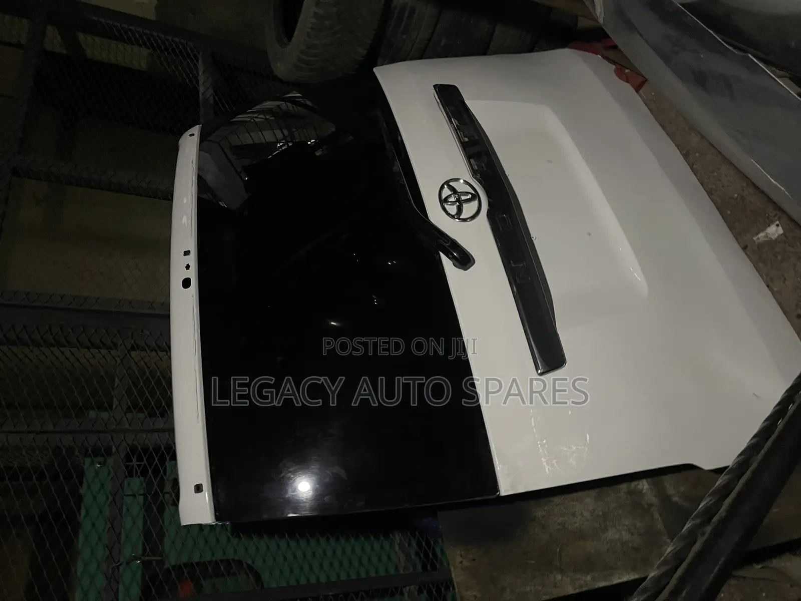Toyota Noah 2012 Tailgate/Boot