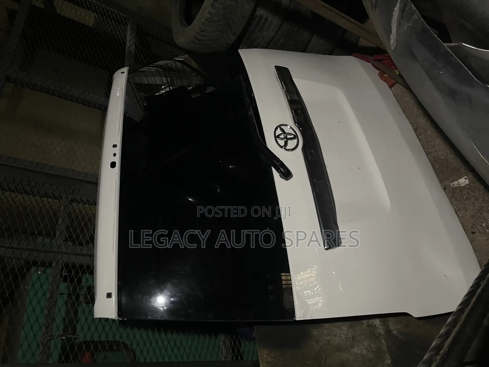 Toyota Noah 2012 Tailgate/Boot