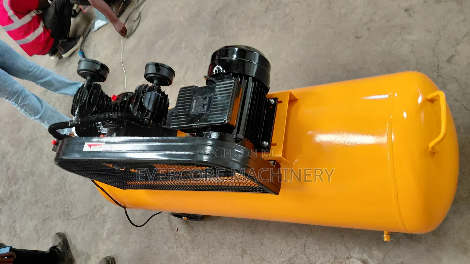 Electric Air Compressor 300l Single Phase Power.