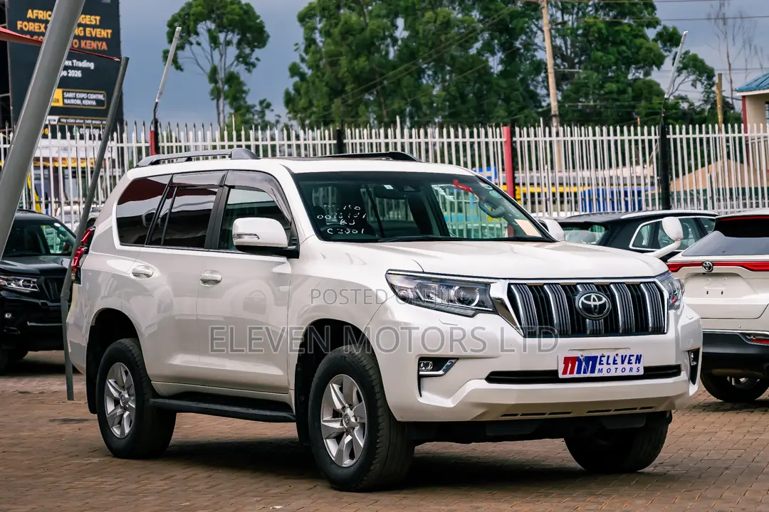 Toyota Land Cruiser Prado 2.7 2019 White
