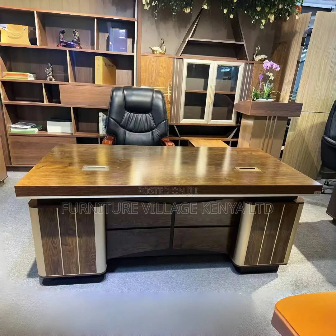 Executive Boss Desk Office Table With Drawers