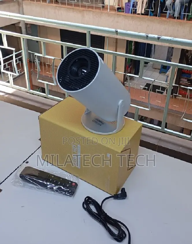 Portable Hy300 With Speaker Android Tv Projector With Wifi