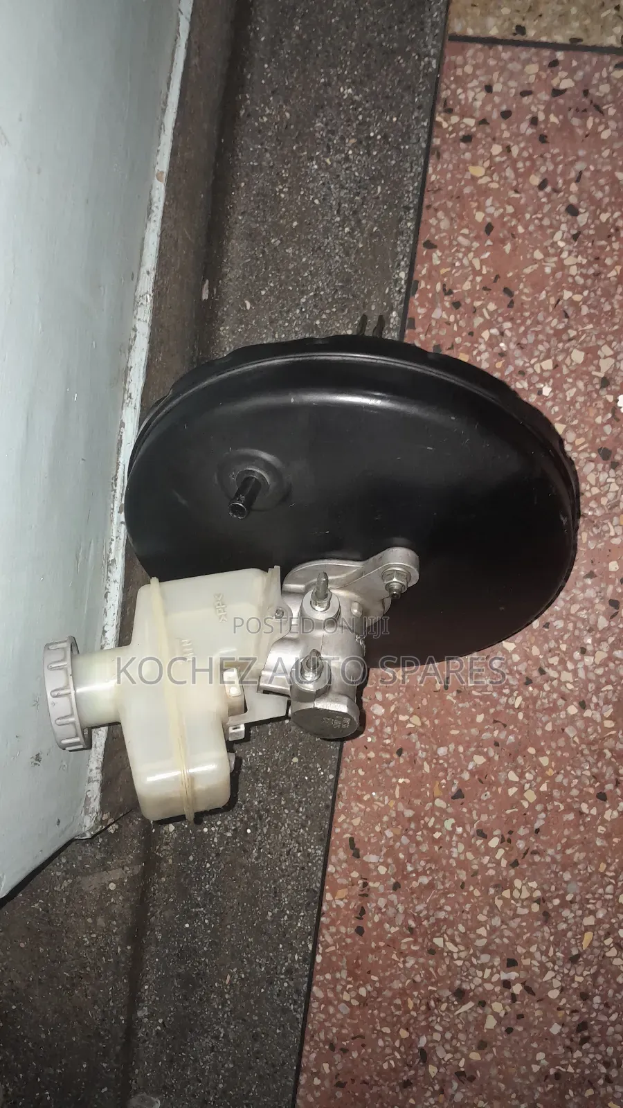 Suzuki Escudo Brake Booster and Master Cylinder