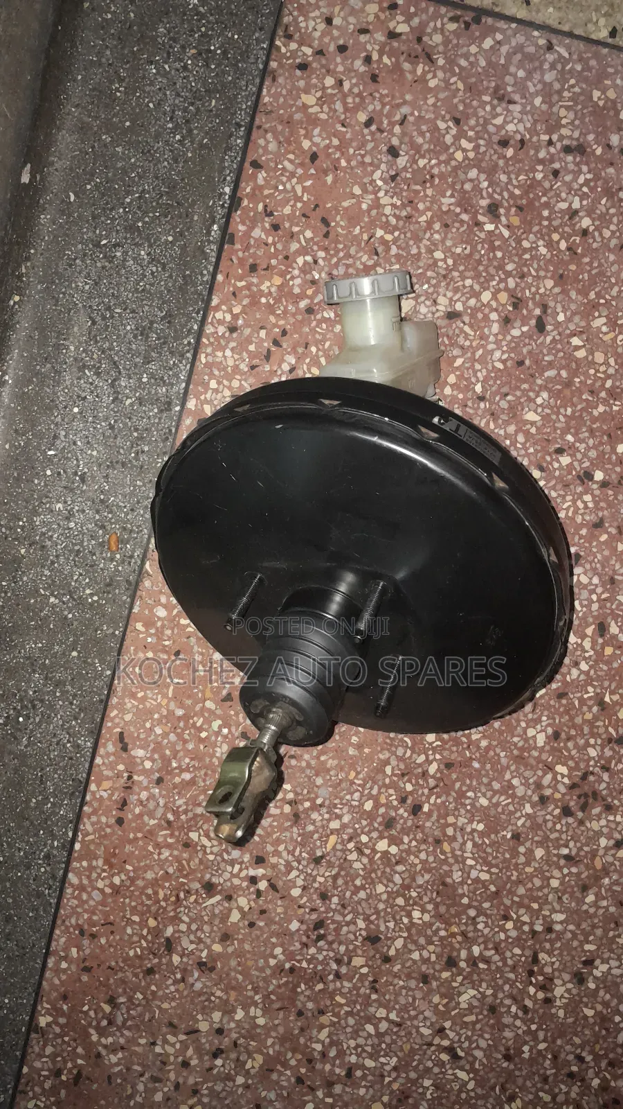 Suzuki Escudo Brake Booster and Master Cylinder