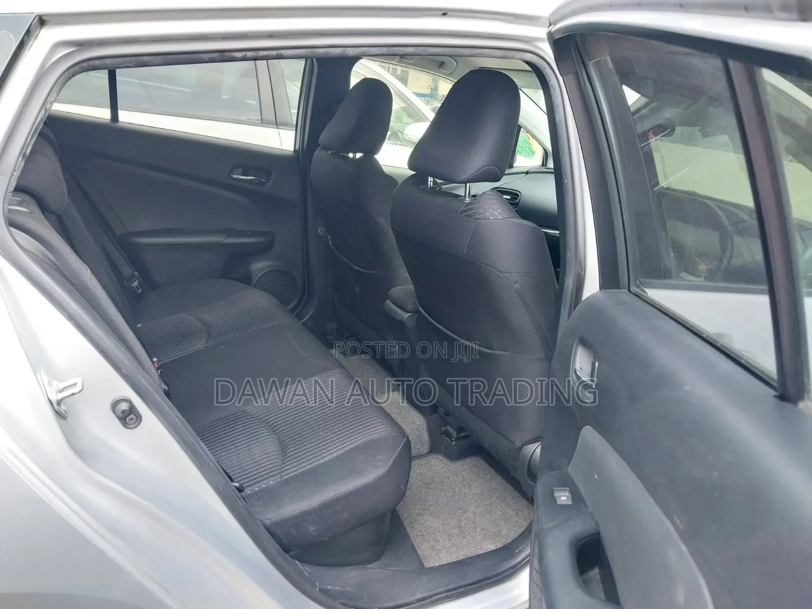 Toyota Prius 2018 Silver