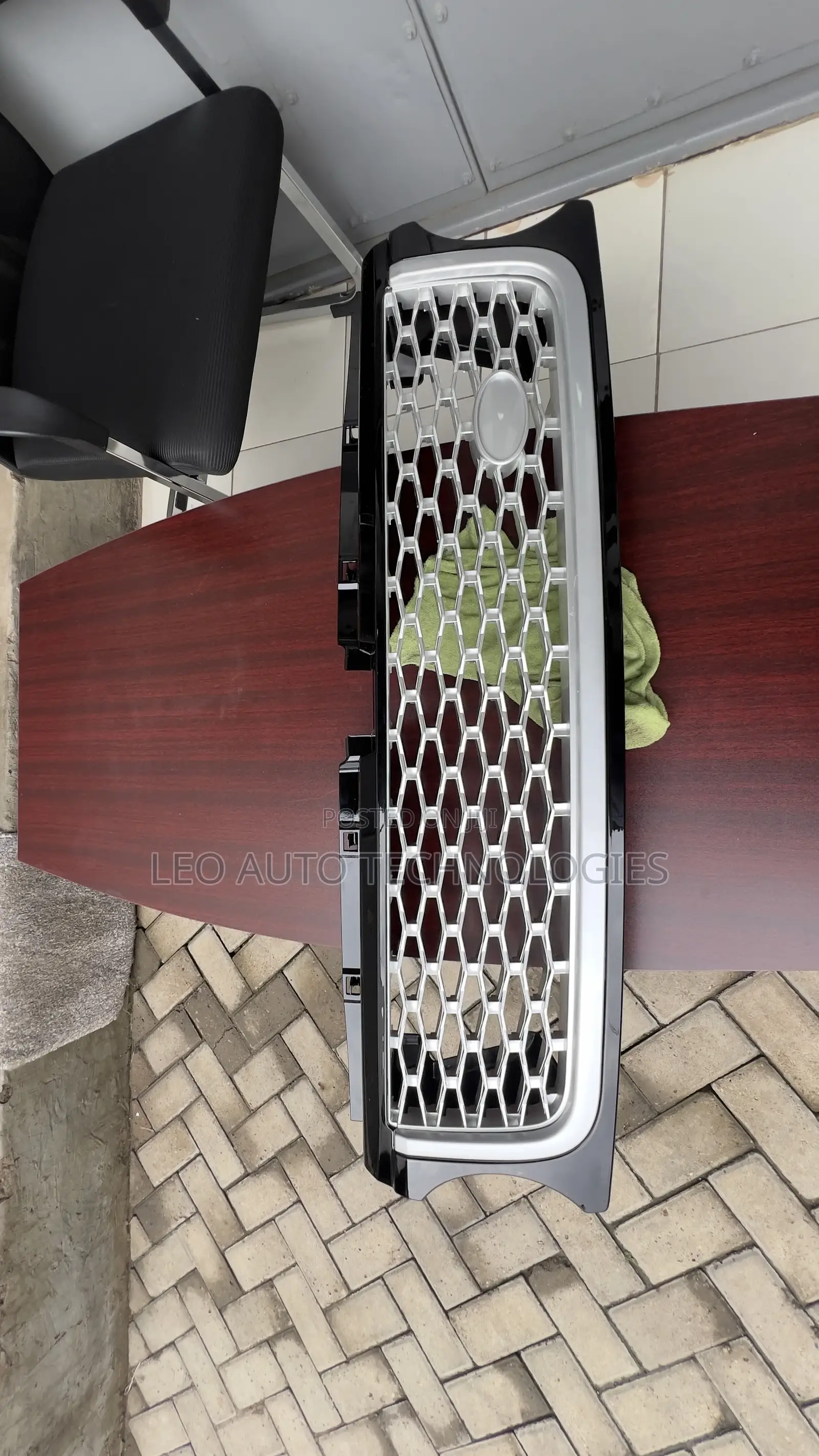 Front Bumper Grille for Range Rover Sport L320