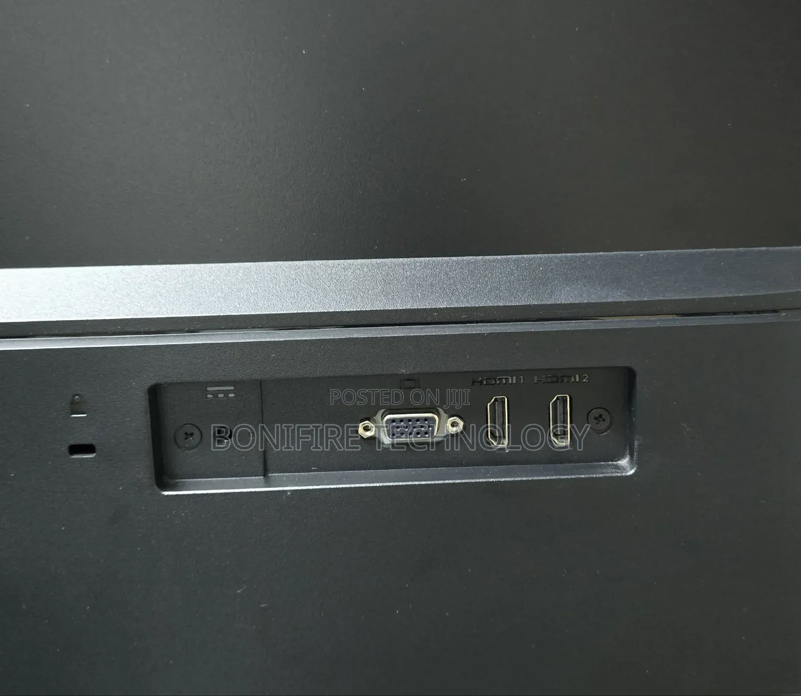 Hp M32f
Display Size: 32inch 
Panel