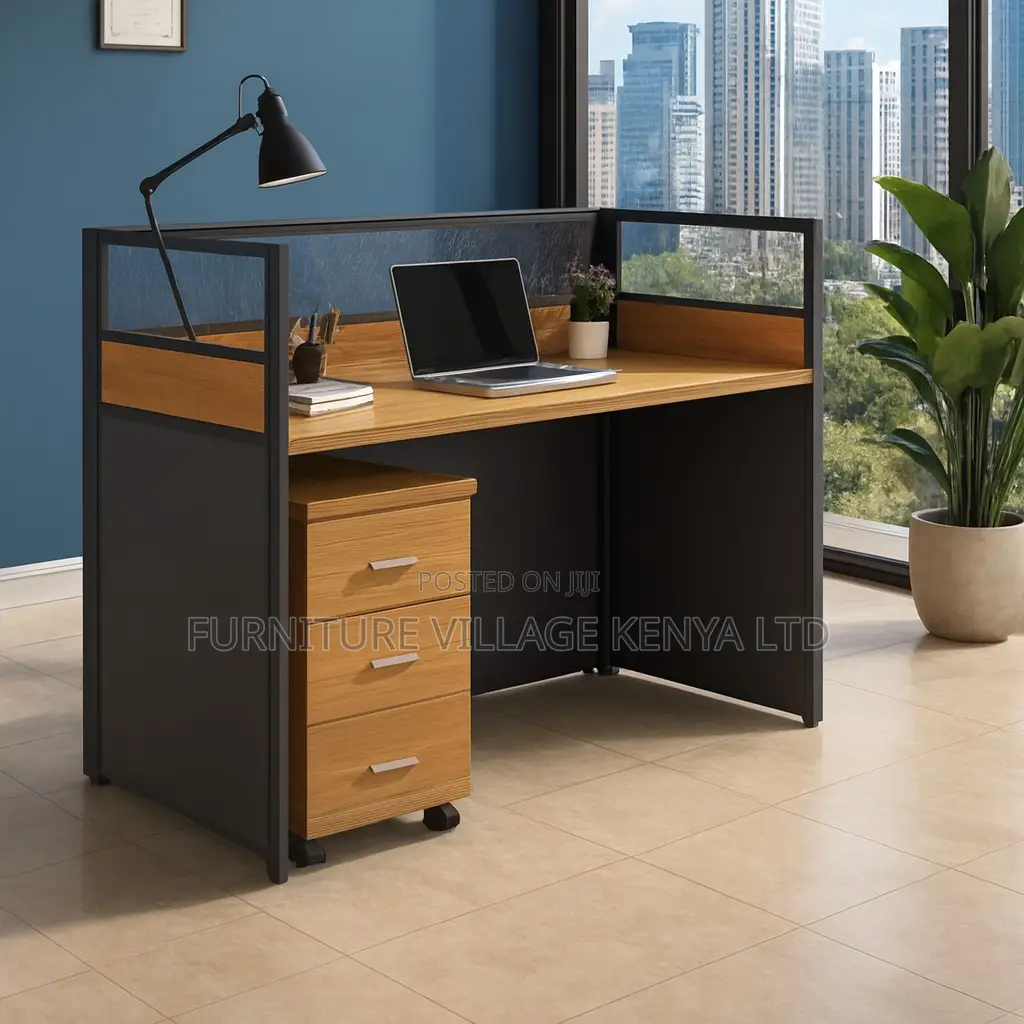 Office Desk; One Way Modular Office Workstation