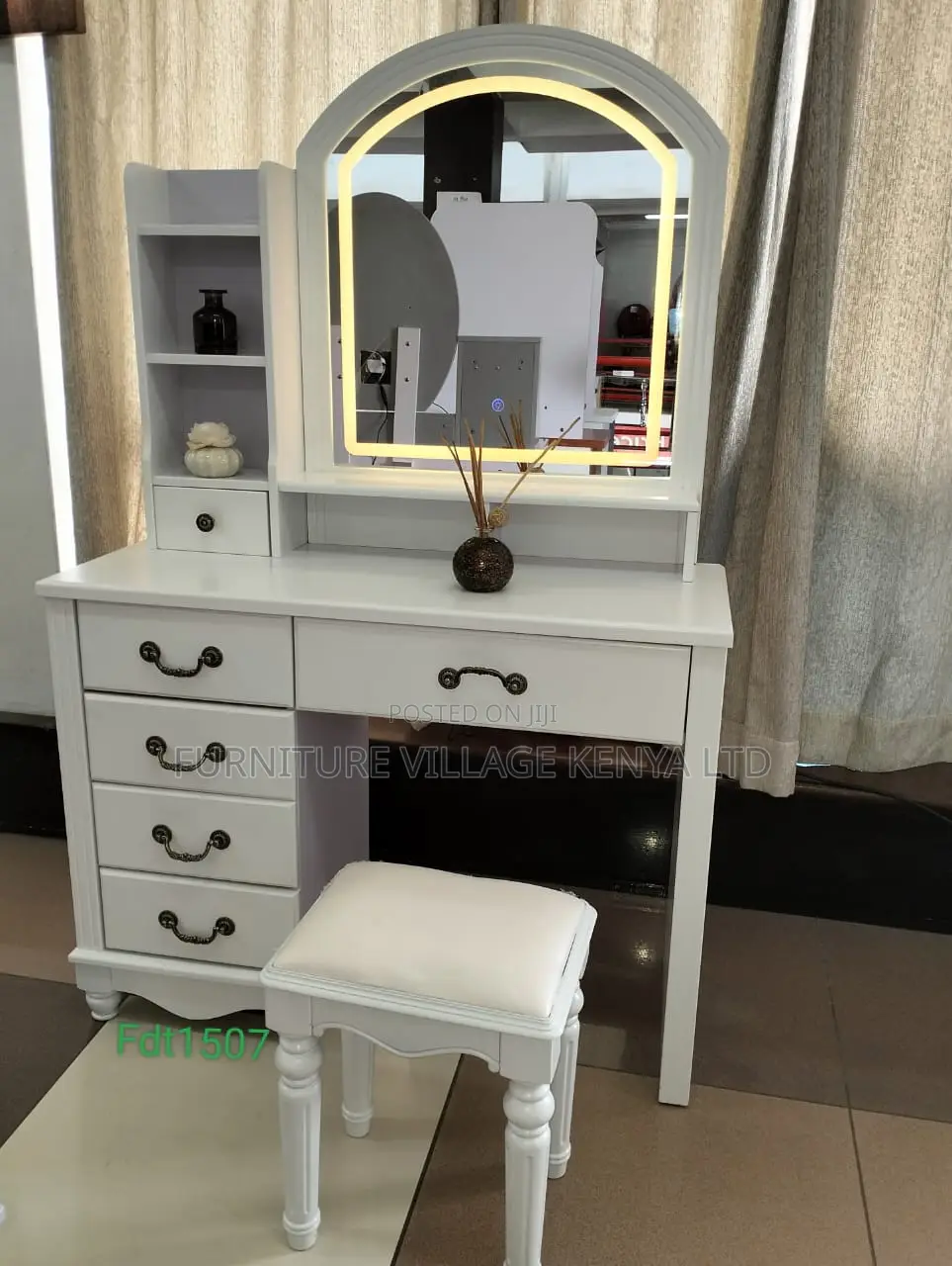 Dressing Table; Bedroom Dressing Table With Led Lights