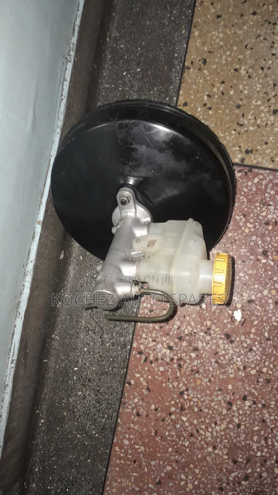 Mitsubishi Lancer/Cedia Brake Booster and Master Cylinder