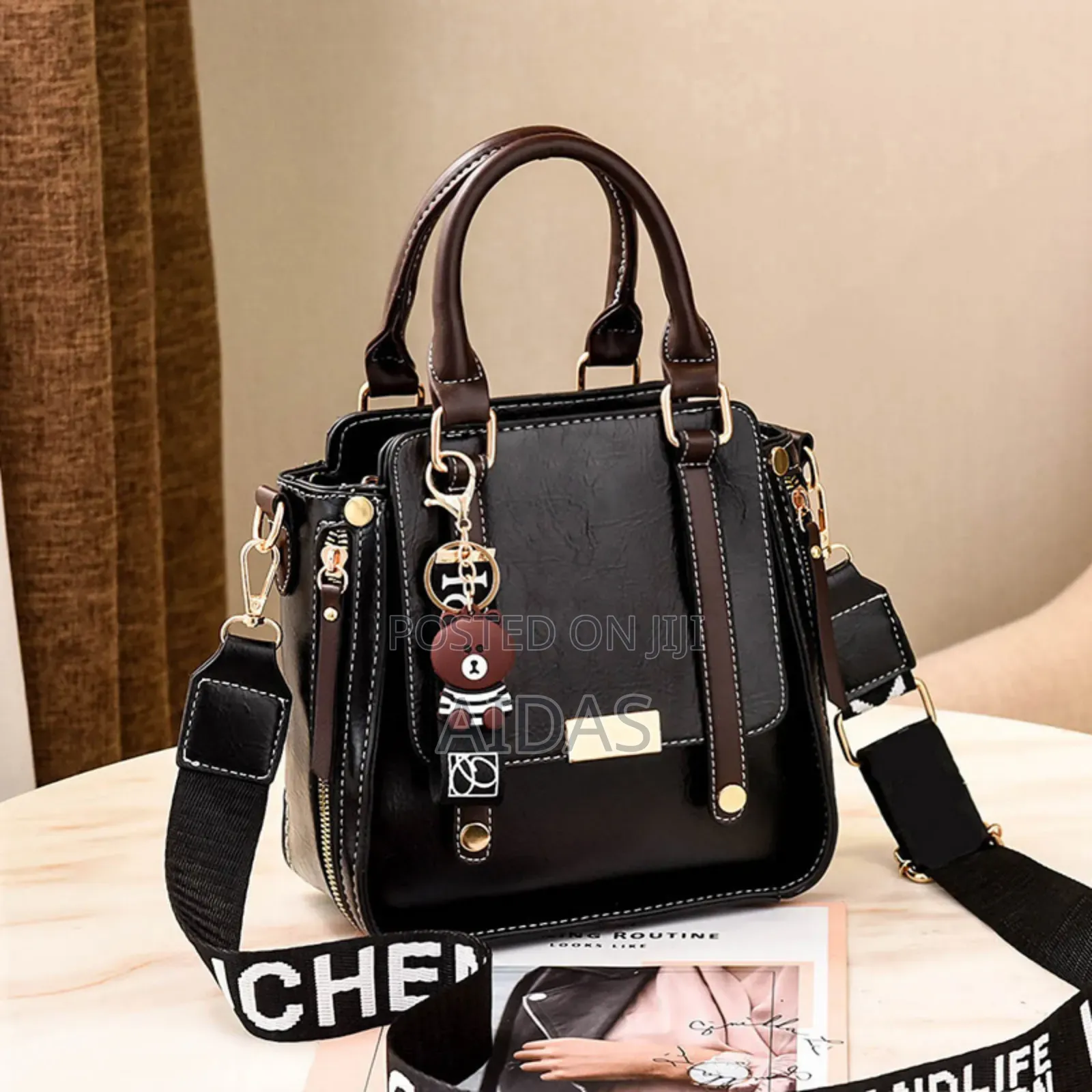 Elegant Ladies Leather Handbag With Strap – Classy Office Casual Bag