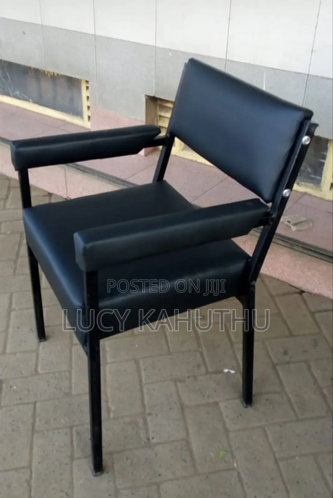 Black Armrest Office Chair