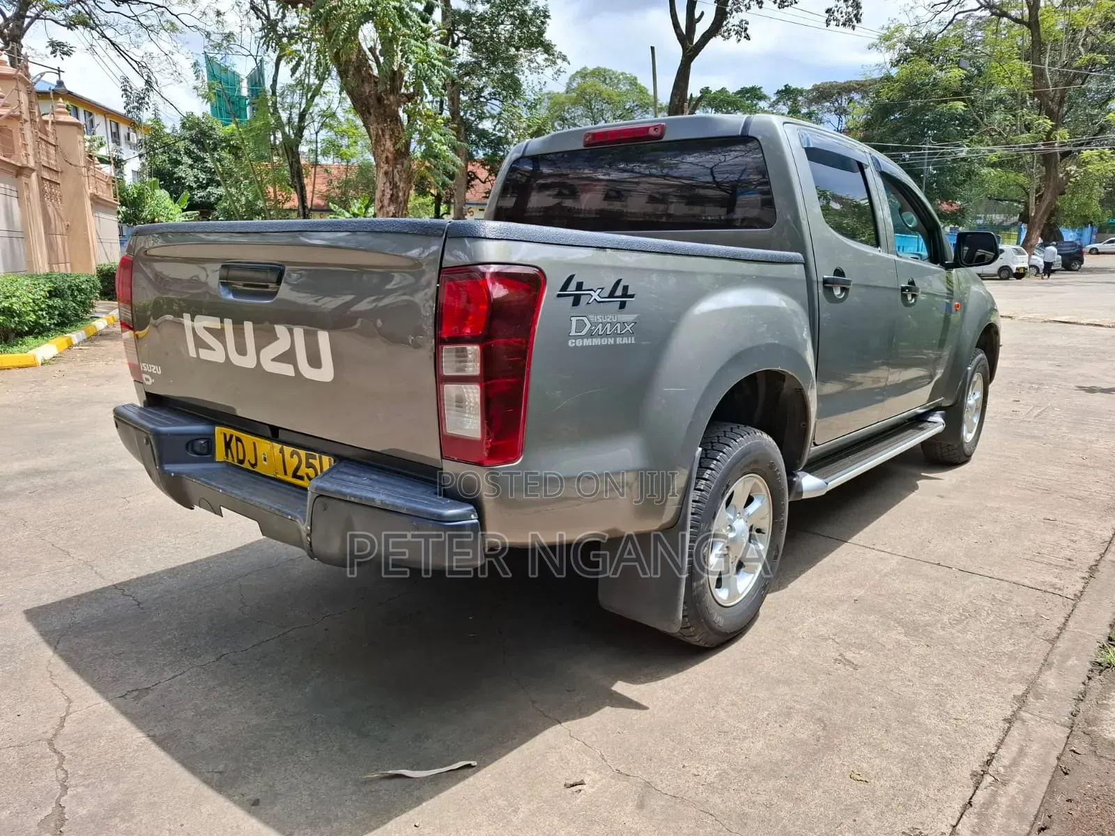 Isuzu D-MAX 2022 Gray
