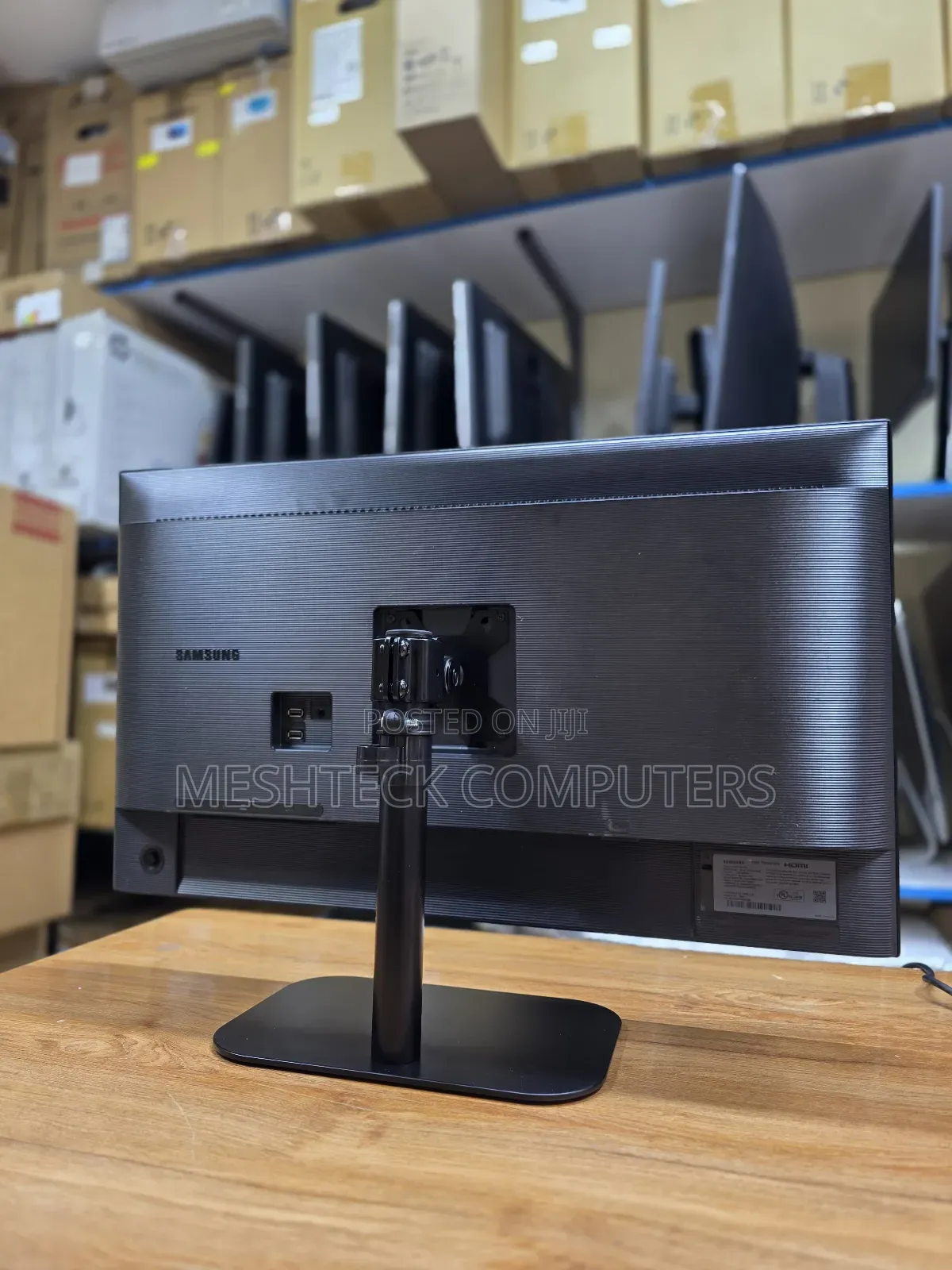 Samsung Lf32tu87 32 Inch Monitor