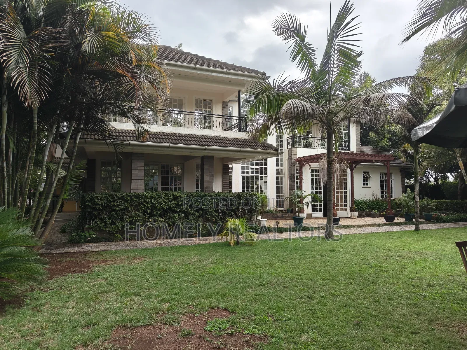 4bdrm Maisonette in Karen, Nairobi for sale